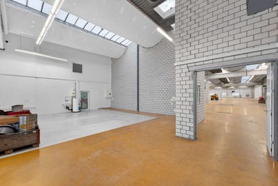 /international/ch/hunenberg-canton-of-zug-310106416059/