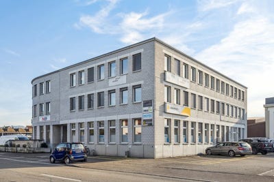 /international/ch/hardstr-16-muttenz-basel-landschaft-canton-310103091565/