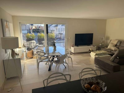 /international/ch/rolle-rolle-vaud-310108047681/