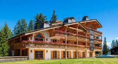 /international/ch/crans-montana-valais-120082130483/