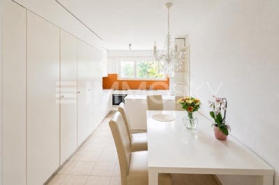 /international/ch/aarberg-canton-of-bern-310108590980/