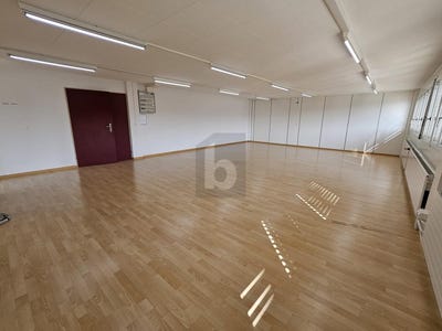 /international/ch/auf-anfrage-regensdorf-zurich-310101104949/?lang=zh-tw