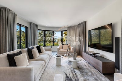 /international/ch/geneve-cologny-geneva-310107444776/