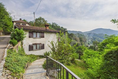 /international/ch/monteggio-ticino-310104335361/
