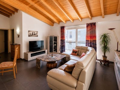 /international/ch/route-romaine-123-leytron-valais-310108990016/