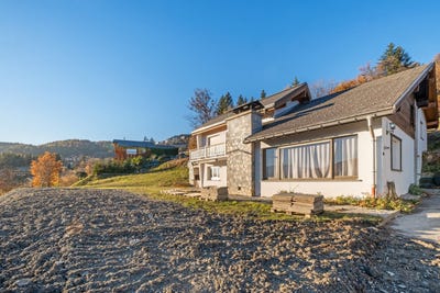 /international/ch/valais-crans-montana-valais-310107444679/