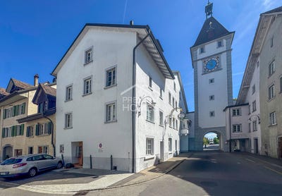 /international/ch/neunkirch-canton-of-schaffhausen-310108418078/