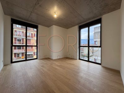 /international/ch/rue-des-pervenches-carouge-ge-geneva-310104593816/