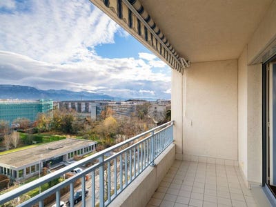 /international/ch/petit-saconnex-geneve-geneva-310106572977/