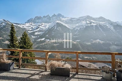 /international/ch/champery-valais-310106399075/
