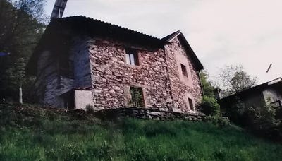/international/ch/carbozei-intragna-ticino-310100935734/?lang=zh-cn