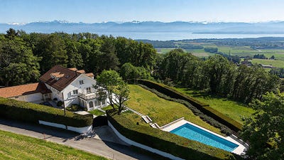 /international/ch/begnins-vaud-310107524166/
