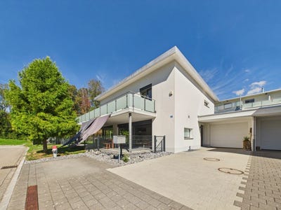 /international/ch/durnten-zurich-310120491198/
