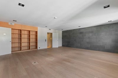 /international/ch/kitty-ponse-universite-6-4-p-geneve-geneva-310108241817/