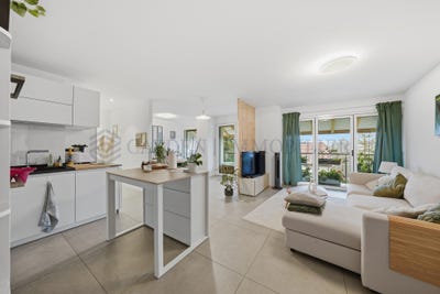 /international/ch/gland-vaud-310104245903/?lang=id