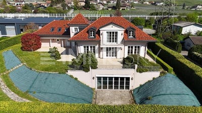 /international/ch/mont-sur-rolle-vaud-310108318836/