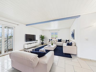 /international/ch/laupersdorf-canton-of-solothurn-310098201555/?lang=id