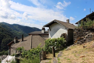 /international/ch/dorf-indemini-ticino-310100934233/
