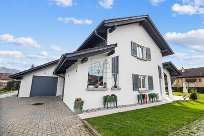 /international/ch/riaz-canton-of-fribourg-310103639721/