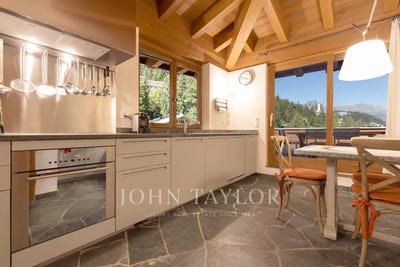 /international/ch/crans-montana-valais-310095191174/