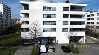 /international/ch/zug-canton-of-zug-310108455837/