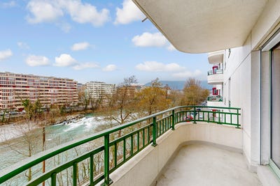 /international/ch/quai-du-cheval-blanc-11-les-acacias-geneva-310108511232/