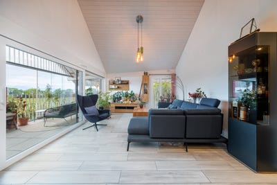 /international/ch/bussy-chardonney-vaud-310120470823/