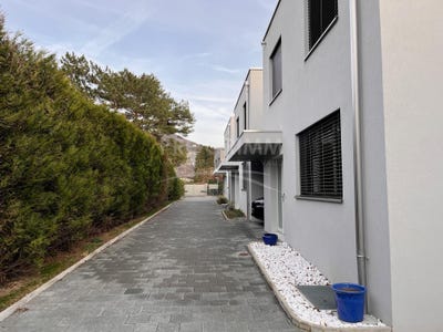 /international/ch/collonge-bellerive-geneva-310100909364/