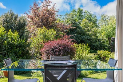 /international/ch/versoix-versoix-geneva-310108035975/