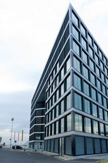 /international/ch/auf-anfrage-pratteln-basel-landschaft-310100931871/?lang=zh-cn
