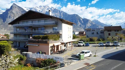 /international/ch/riddes-valais-310108213796/