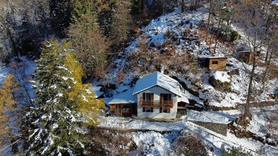 /international/ch/collonges-valais-310104523464/