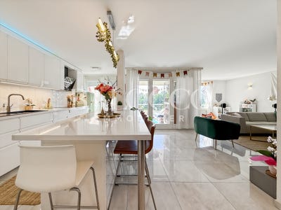 /international/ch/vie-de-village-agreable-gingins-vaud-310108323209/