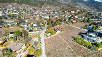 /international/ch/route-de-ravouire-miege-valais-310107561856/