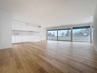 /international/ch/rolle-rolle-vaud-310100791480/?lang=id