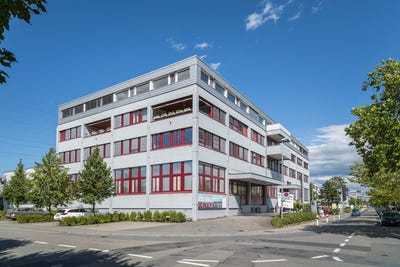 /international/ch/riedstr-1-cham-canton-of-zug-310101898744/