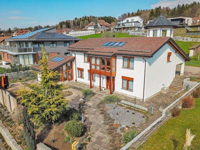 /international/ch/beliebtes-wohnviertel-hinwil-zurich-310105740476/