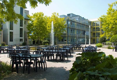 /international/ch/chemin-des-aulx-12-plan-les-ouates-geneva-310100575802/