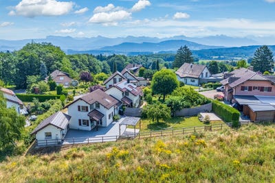 /international/ch/chemin-de-bellevue-15-savigny-vaud-310101468169/?lang=pt