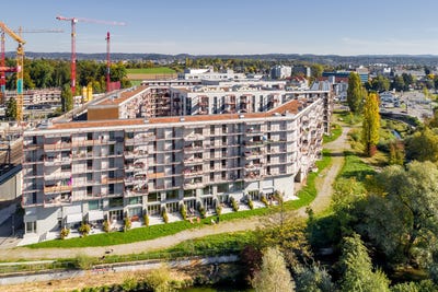 /international/ch/am-wasser-44-dubendorf-zurich-310108133431/