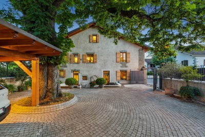 /international/ch/chancy-village-centre-chancy-geneva-310100905410/