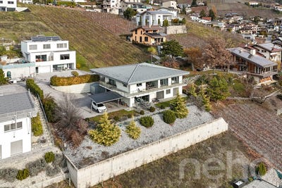 /international/ch/miege-miege-valais-310104299915/