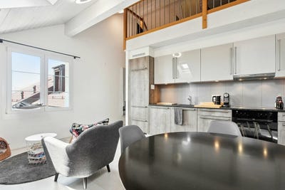 /international/ch/dans-le-centre-du-village-belmont-sur-lausanne-vaud-310100907323/