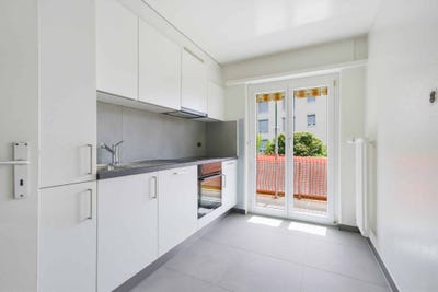 /international/ch/yverdon-les-bains-yverdon-les-bains-vaud-310108515316/