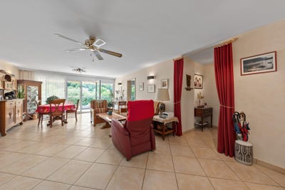 /international/ch/begnins-vaud-310108697910/