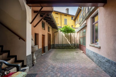 /international/ch/castel-san-pietro-ticino-310107703129/
