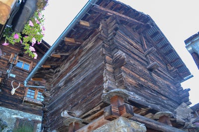 /international/ch/albinen-valais-310107588463/