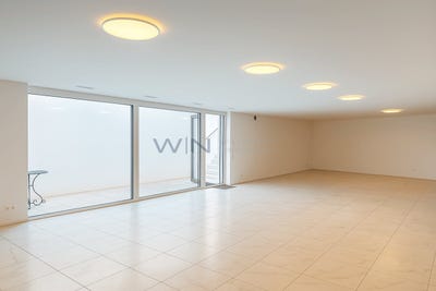 /international/ch/kloten-zurich-310100786689/
