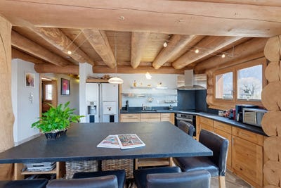 /international/ch/fully-fully-valais-310108758128/