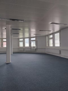 /international/ch/auf-anfrage-dietikon-zurich-310101016523/?lang=zh-cn